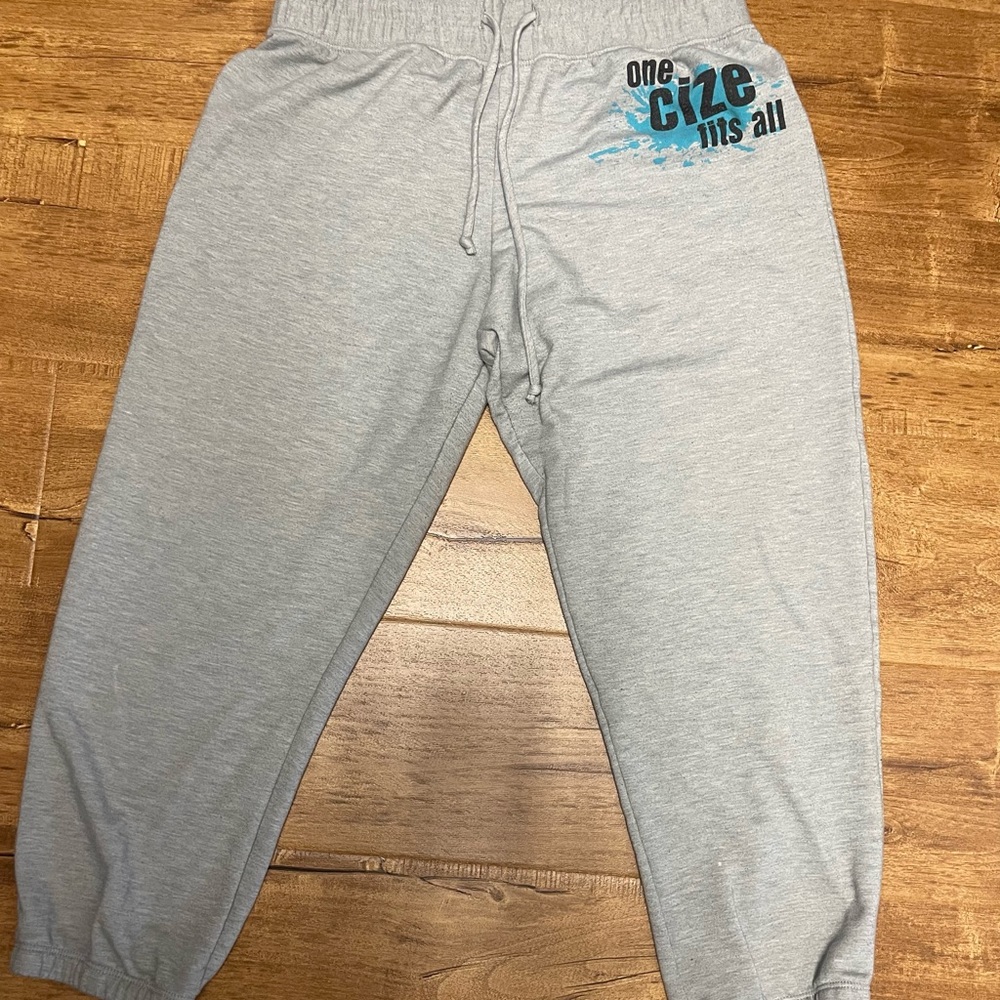 Small CIZE BeachBody capris